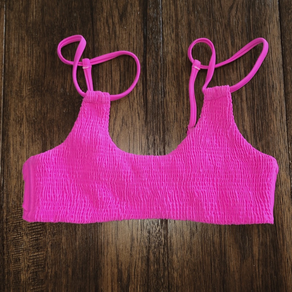 Pink bikini top